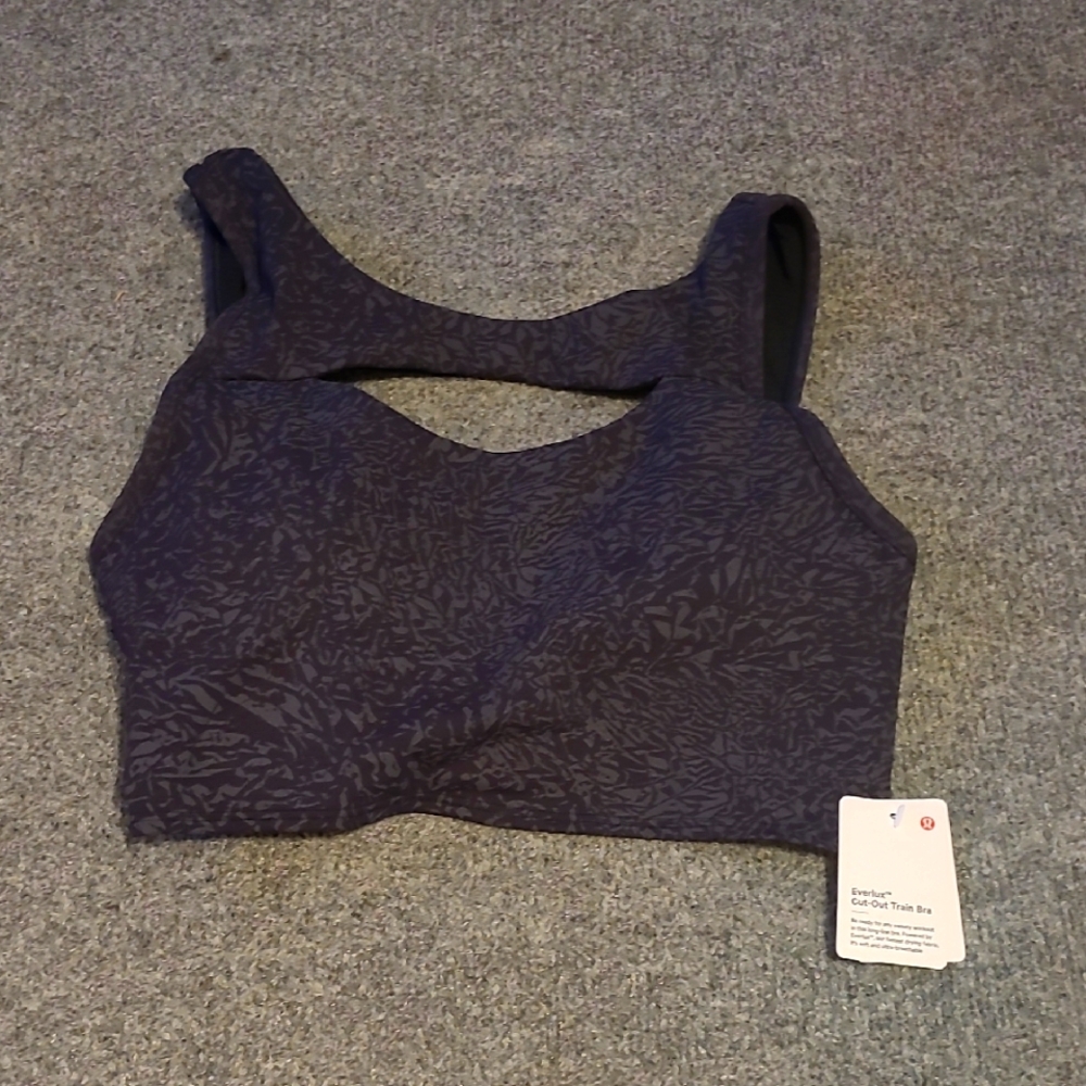 Everlux Cut Out Train Bra ..